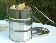 Tiffin tin